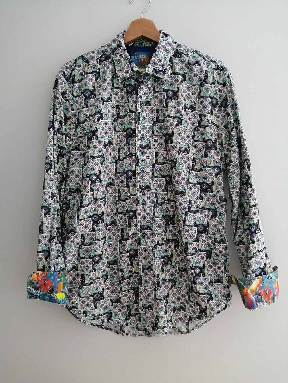 Robert Graham Men's St Angelo Classic Fit Flip Cuff Button Up Medium